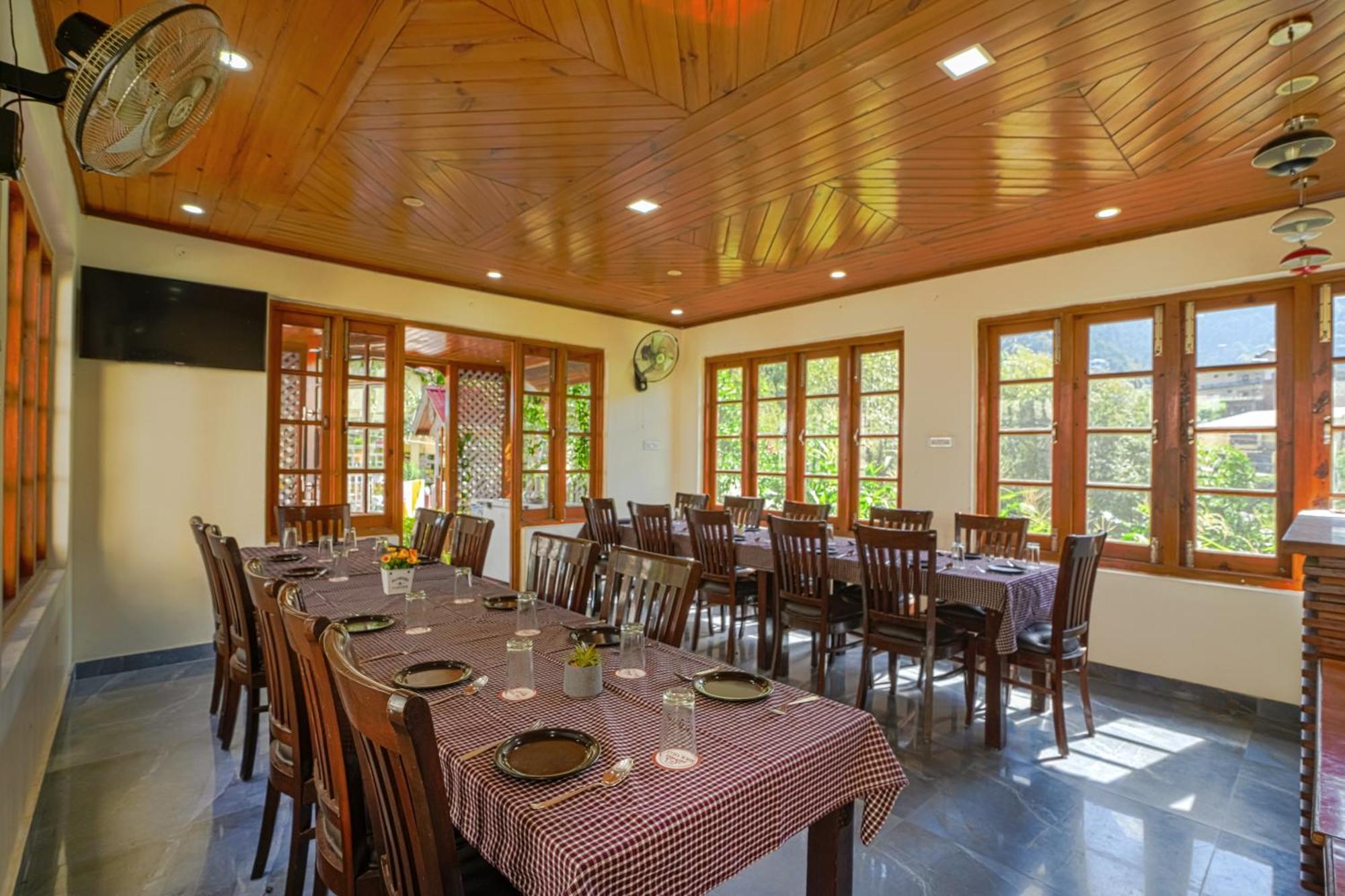 Pax Hotel Rock Villa Swimming Pool Available Dalhousie Bagian luar foto
