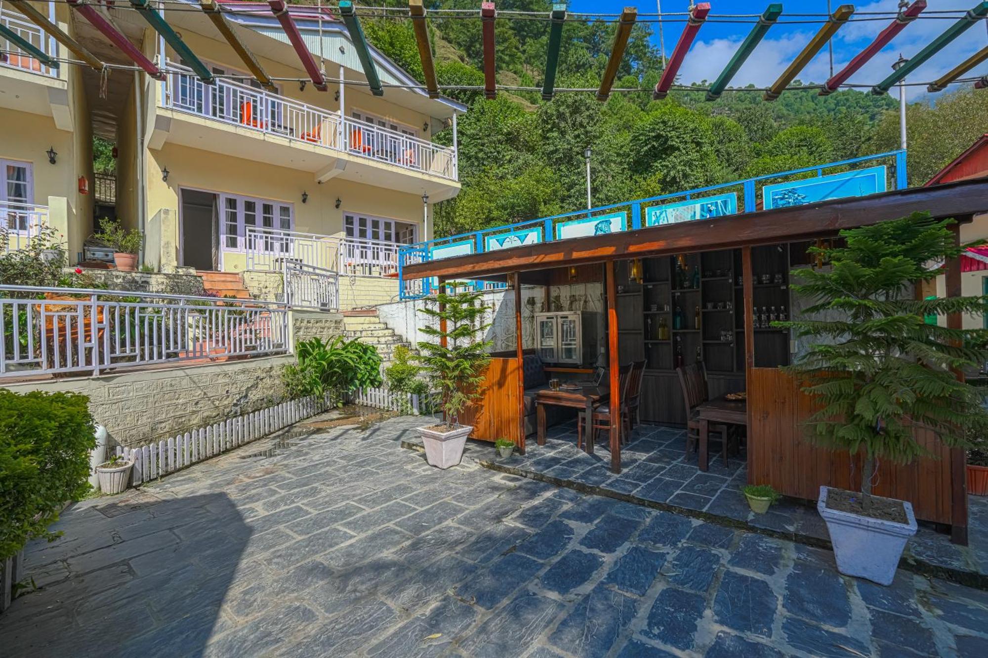 Pax Hotel Rock Villa Swimming Pool Available Dalhousie Bagian luar foto