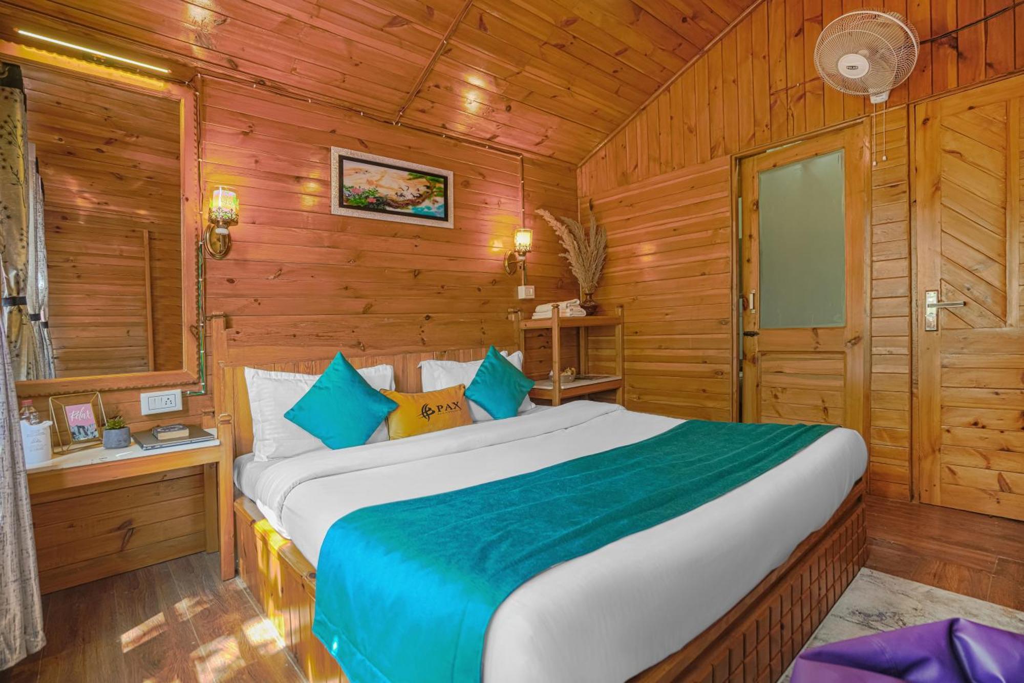Pax Hotel Rock Villa Swimming Pool Available Dalhousie Bagian luar foto