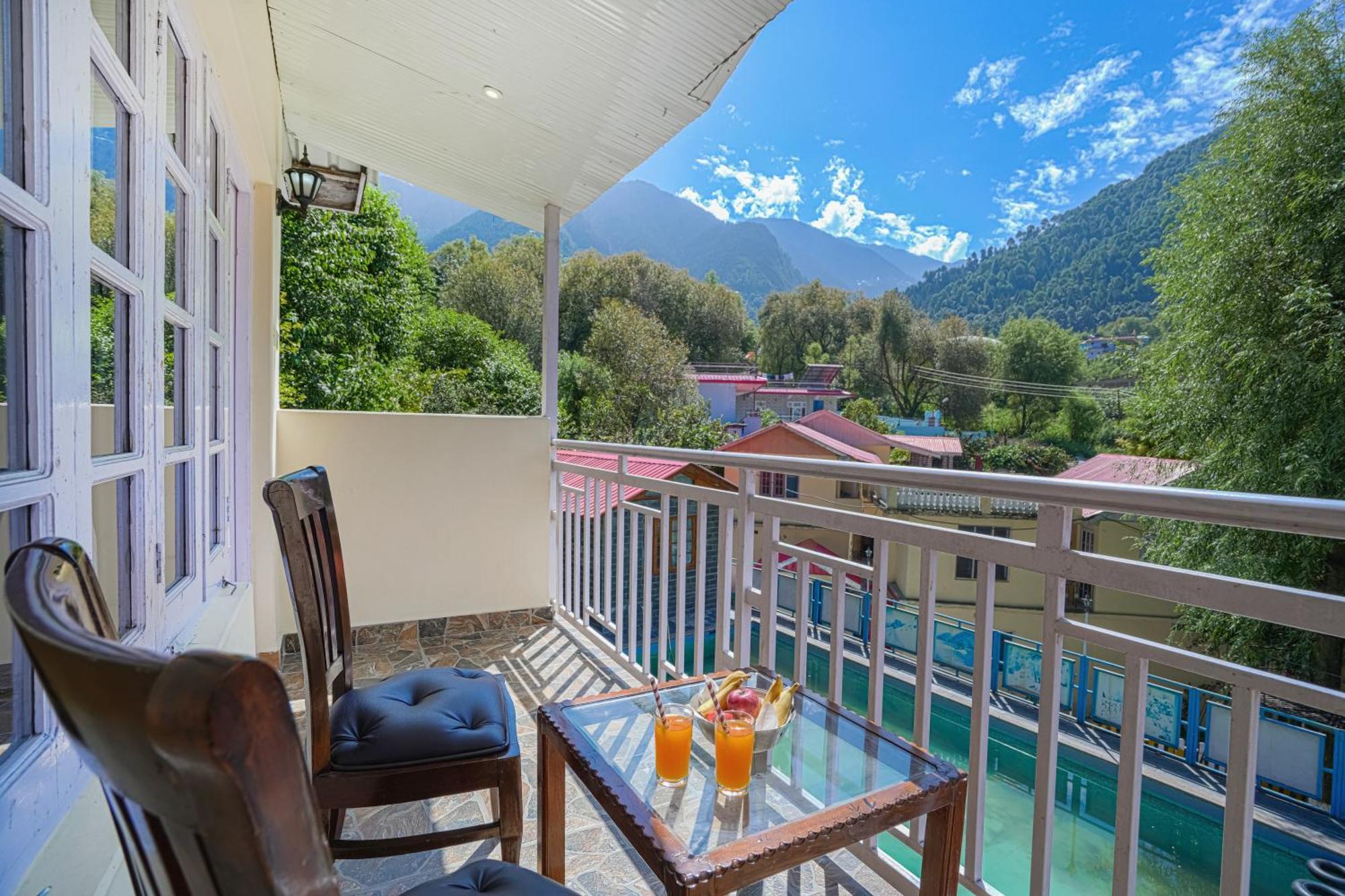 Pax Hotel Rock Villa Swimming Pool Available Dalhousie Bagian luar foto